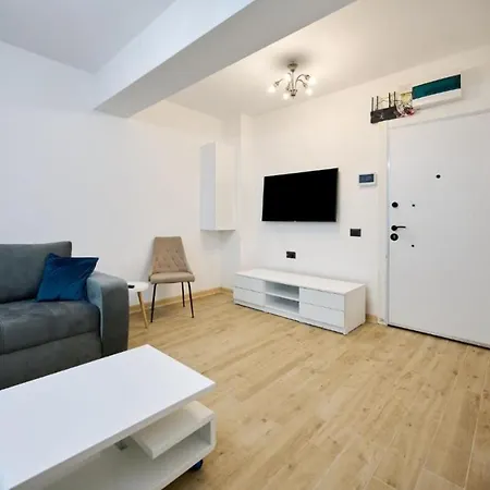 Apartment Infinity Blue Velvet Navodari