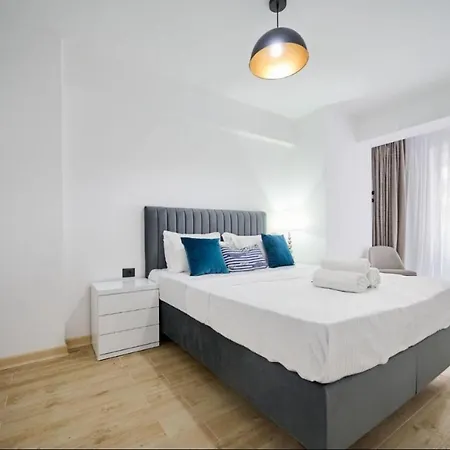 Apartment Infinity Blue Velvet *